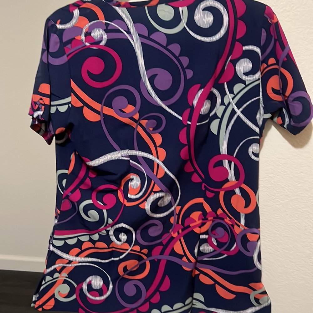 Scrub Top - Picture 4 of 4